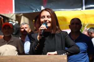 AK PARTİLİ SÖYLEMEZ: “BU SEÇİM KANDİLİN TERÖRİSTLERİ İLE ÇANAKKALE’NİN YİĞİTLERİNİN SEÇİMİ OLACAK”